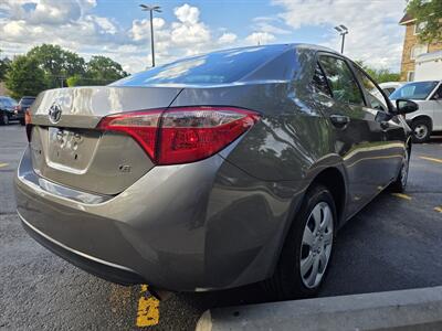 2017 Toyota Corolla LE - Photo 5 - Downers Grove, IL 60515