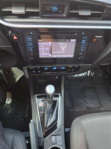 2017 Toyota Corolla LE - Photo 19 - Downers Grove, IL 60515