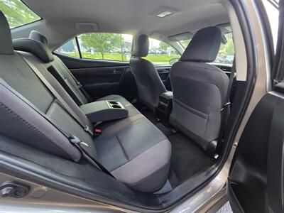 2017 Toyota Corolla LE - Photo 13 - Downers Grove, IL 60515