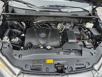 2018 Toyota Highlander XLE - Photo 49 - Downers Grove, IL 60515