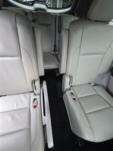 2018 Toyota Highlander XLE - Photo 18 - Downers Grove, IL 60515