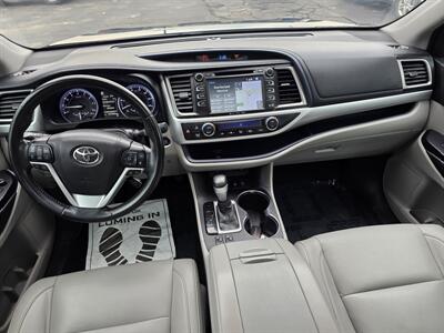 2018 Toyota Highlander XLE - Photo 28 - Downers Grove, IL 60515