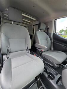 2017 Nissan NV200 S - Photo 11 - Downers Grove, IL 60515
