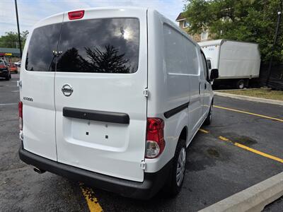 2017 Nissan NV200 S - Photo 5 - Downers Grove, IL 60515