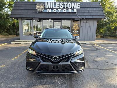 2023 Toyota Camry SE   - Photo 3 - Downers Grove, IL 60515