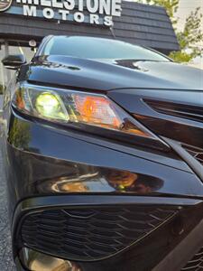 2023 Toyota Camry SE   - Photo 32 - Downers Grove, IL 60515