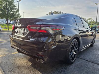 2023 Toyota Camry SE   - Photo 6 - Downers Grove, IL 60515