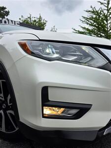 2018 Nissan Rogue SL - Photo 33 - Downers Grove, IL 60515