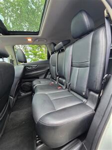 2018 Nissan Rogue SL - Photo 12 - Downers Grove, IL 60515