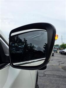 2018 Nissan Rogue SL - Photo 35 - Downers Grove, IL 60515