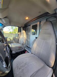 2019 Chevrolet Express 3500  KUV Box - Photo 9 - Downers Grove, IL 60515