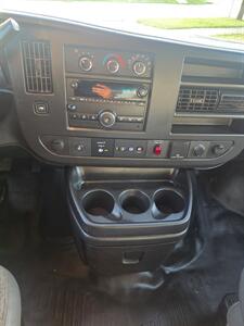2019 Chevrolet Express 3500  KUV Box - Photo 14 - Downers Grove, IL 60515
