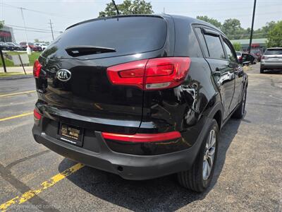 2015 Kia Sportage LX - Photo 5 - Downers Grove, IL 60515