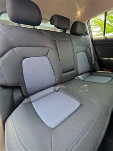 2015 Kia Sportage LX - Photo 11 - Downers Grove, IL 60515