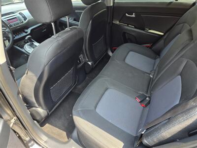 2015 Kia Sportage LX - Photo 8 - Downers Grove, IL 60515