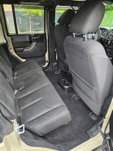 2017 Jeep Wrangler Sport - Photo 16 - Downers Grove, IL 60515