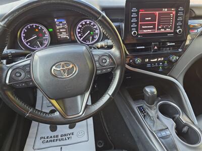 2022 Toyota Camry SE - Photo 18 - Downers Grove, IL 60515