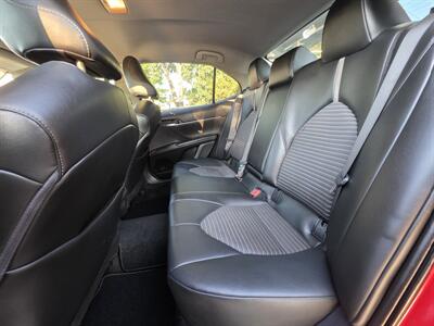 2022 Toyota Camry SE - Photo 9 - Downers Grove, IL 60515