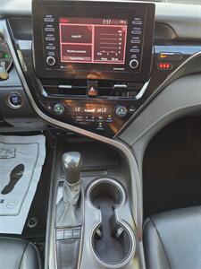 2022 Toyota Camry SE - Photo 15 - Downers Grove, IL 60515