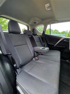 2018 Toyota RAV4 Adventure - Photo 12 - Downers Grove, IL 60515