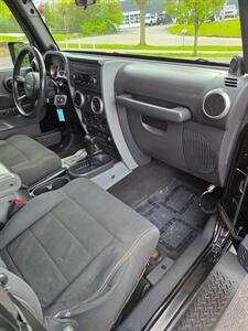 2010 Jeep Wrangler Sport - Photo 17 - Downers Grove, IL 60515