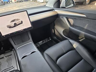 2023 Tesla Model Y Long Range - Photo 18 - Downers Grove, IL 60515