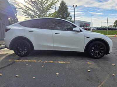 2023 Tesla Model Y Long Range - Photo 42 - Downers Grove, IL 60515