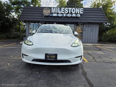 2023 Tesla Model Y Long Range - Photo 3 - Downers Grove, IL 60515