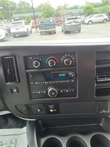 2017 Chevrolet Express 2500   - Photo 15 - Downers Grove, IL 60515