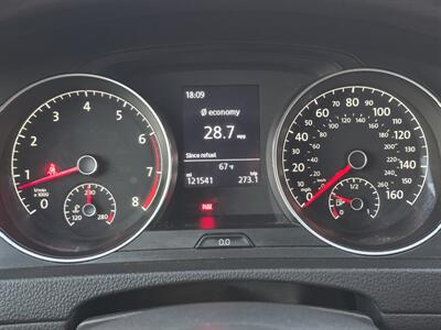 2018 Volkswagen Golf SportWagen TSI S - Photo 21 - Downers Grove, IL 60515