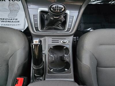 2018 Volkswagen Golf SportWagen TSI S - Photo 18 - Downers Grove, IL 60515
