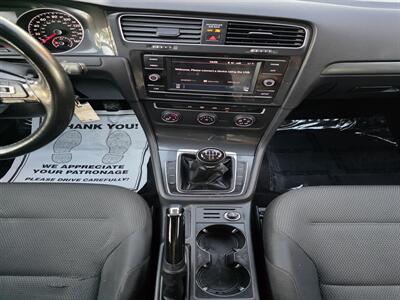 2018 Volkswagen Golf SportWagen TSI S - Photo 16 - Downers Grove, IL 60515
