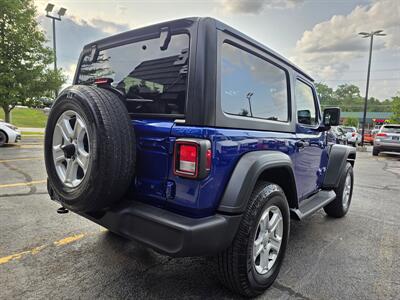 2019 Jeep Wrangler Sport   - Photo 6 - Downers Grove, IL 60515