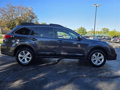2013 Subaru Outback 2.5i Premium - Photo 33 - Downers Grove, IL 60515