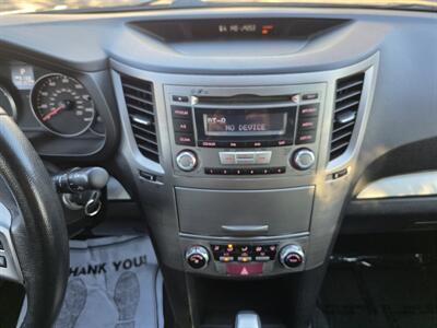 2013 Subaru Outback 2.5i Premium - Photo 20 - Downers Grove, IL 60515