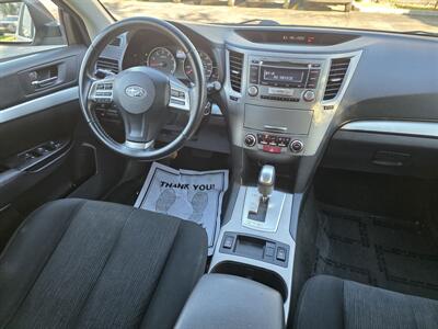 2013 Subaru Outback 2.5i Premium - Photo 17 - Downers Grove, IL 60515