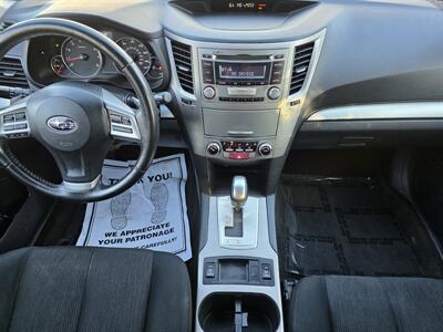 2013 Subaru Outback 2.5i Premium - Photo 19 - Downers Grove, IL 60515