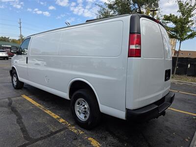 2019 Chevrolet Express 3500 - Photo 7 - Downers Grove, IL 60515