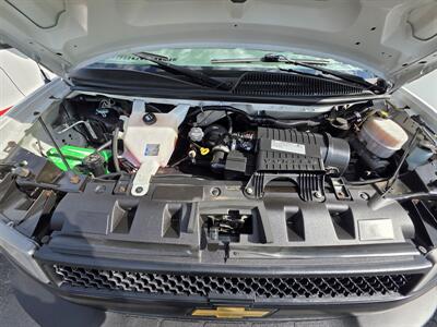 2019 Chevrolet Express 3500 - Photo 28 - Downers Grove, IL 60515