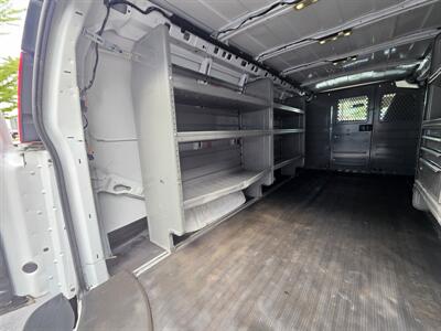 2019 Chevrolet Express 3500 - Photo 17 - Downers Grove, IL 60515
