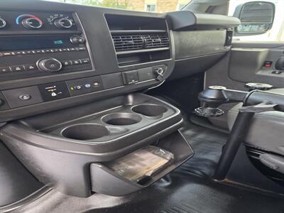 2019 Chevrolet Express 3500 - Photo 22 - Downers Grove, IL 60515
