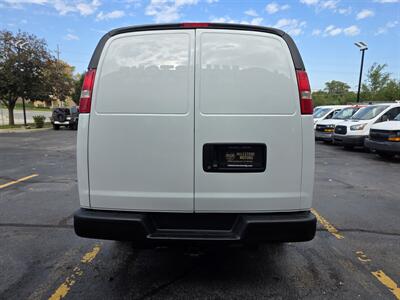 2019 Chevrolet Express 3500 - Photo 8 - Downers Grove, IL 60515