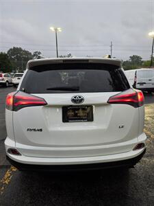 2016 Toyota RAV4 LE - Photo 7 - Downers Grove, IL 60515