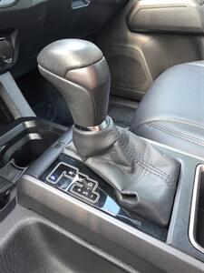 2022 Toyota Tacoma SR V6 - Photo 23 - Downers Grove, IL 60515