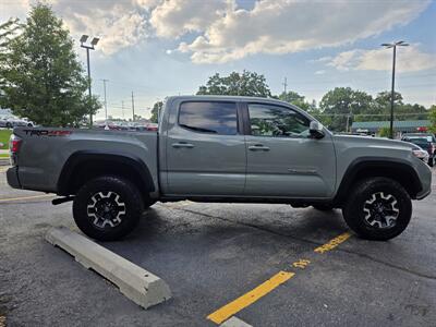 2022 Toyota Tacoma SR V6 - Photo 38 - Downers Grove, IL 60515