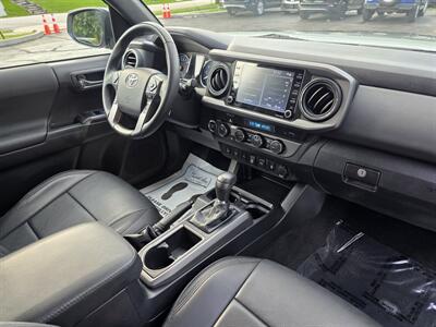 2022 Toyota Tacoma SR V6 - Photo 9 - Downers Grove, IL 60515