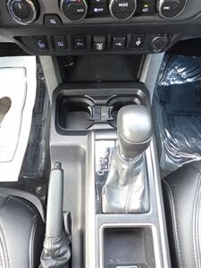 2022 Toyota Tacoma SR V6 - Photo 16 - Downers Grove, IL 60515