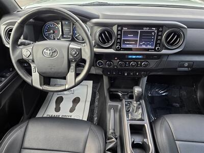 2022 Toyota Tacoma SR V6 - Photo 14 - Downers Grove, IL 60515