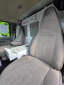 2020 Chevrolet Express 3500 - Photo 9 - Downers Grove, IL 60515