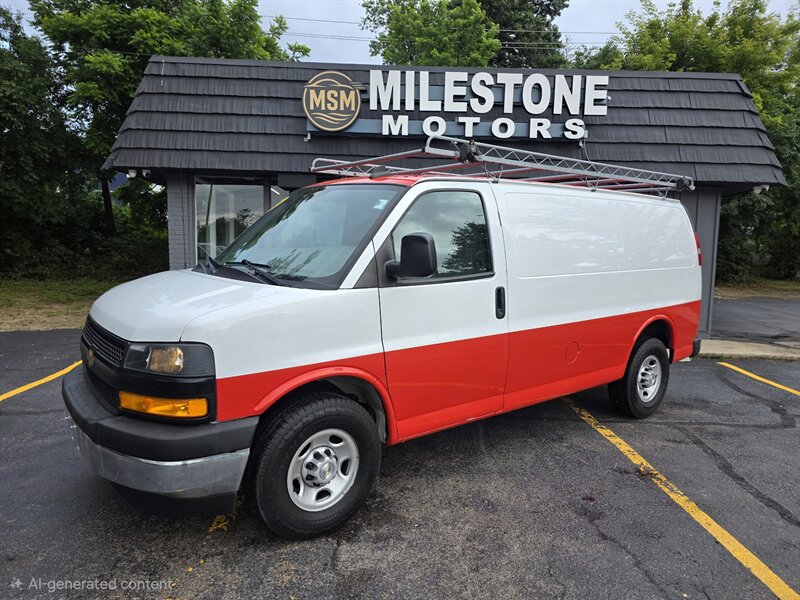 2020 Chevrolet Express 3500   - Photo 1 - Downers Grove, IL 60515